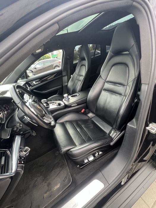 Porsche panamera 4 3.0 benzina  330 cp