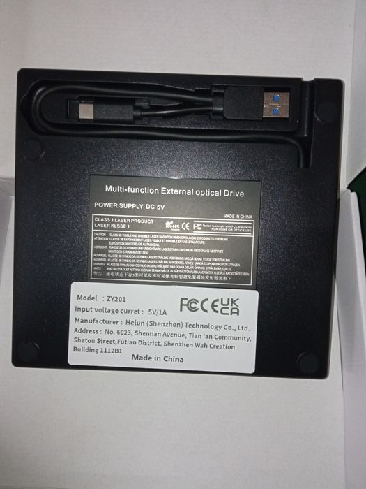 Vând Dvd portabil, 8 în 1,universal extern optical drive.
