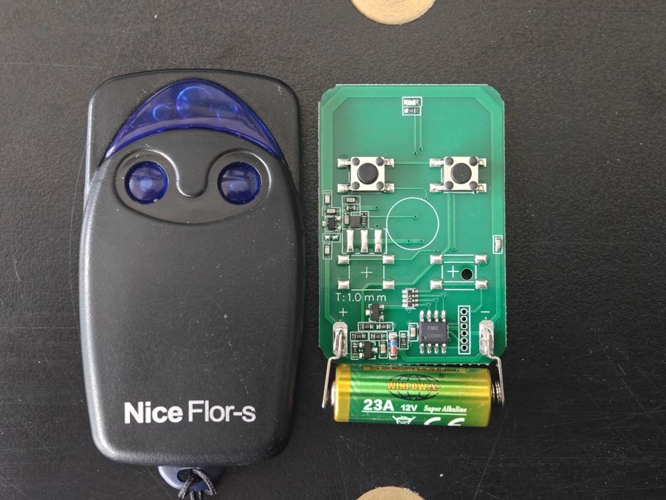 Telecomanda Nice Flor-S - telecomanda poarta / garaj / bariera 433.92