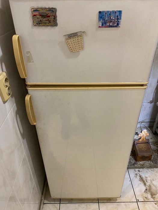 Vând: Aragaz, Frigider-Artic , Mașină-spălat rufe, cuptor-microunde