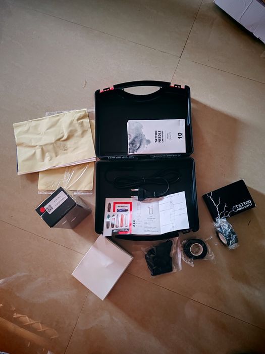 Set / Trusa tatuaje - nou nouta