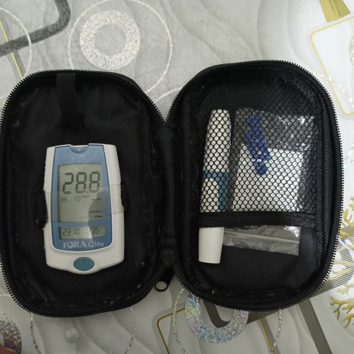 Глюкометр продам.