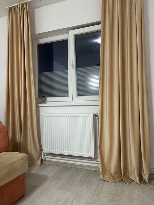 Draperii crem cu rejansa