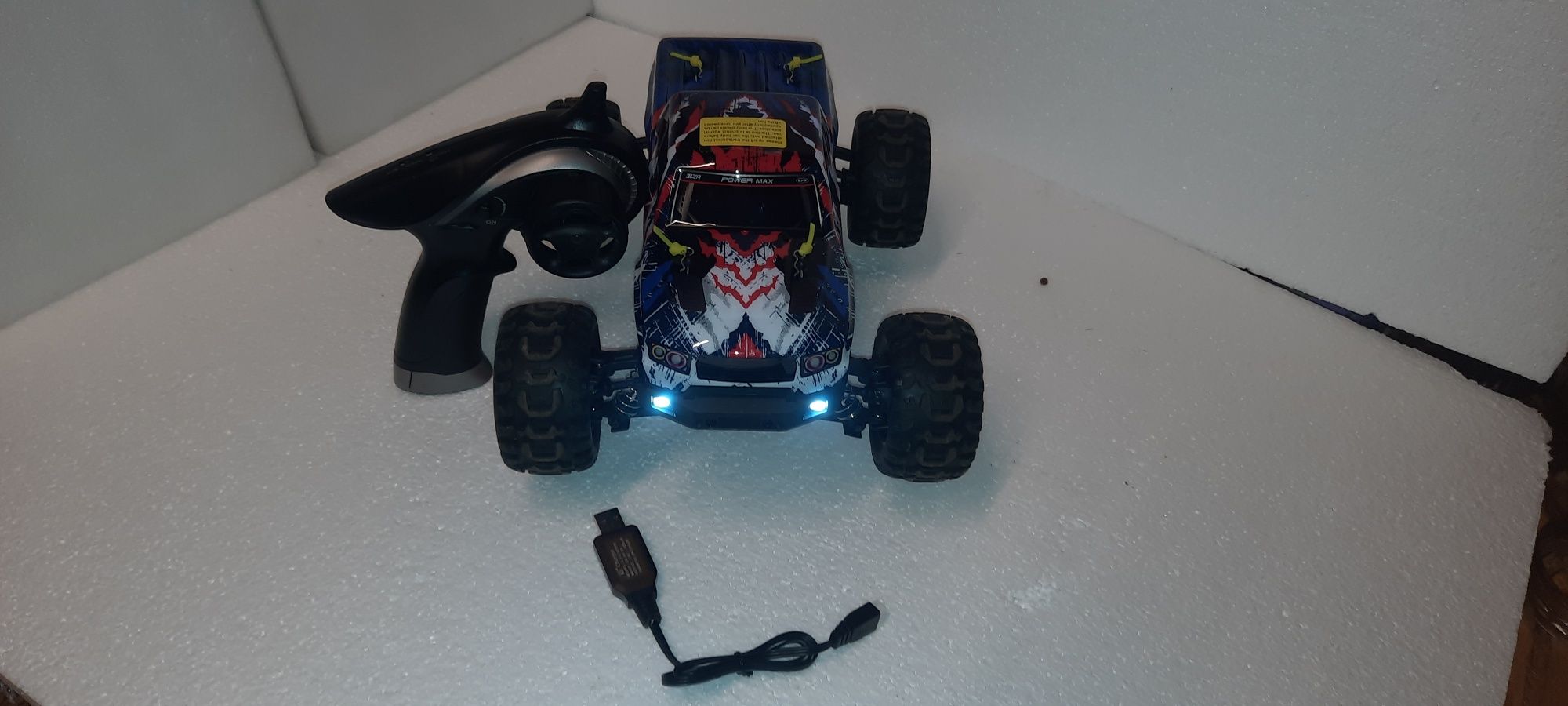 Masinuta Rc cu telecomanda
