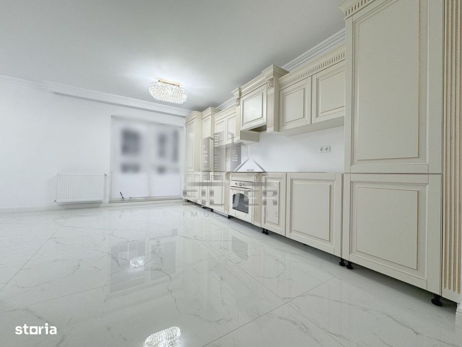 Apartament cu 3 camere/66mp/balcon 12 mp/parcare.