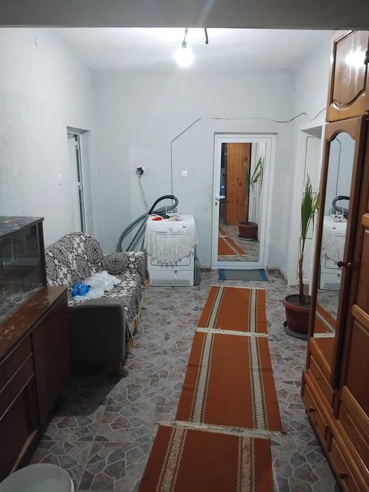 Продавам каща с.славяново obl.haskovo