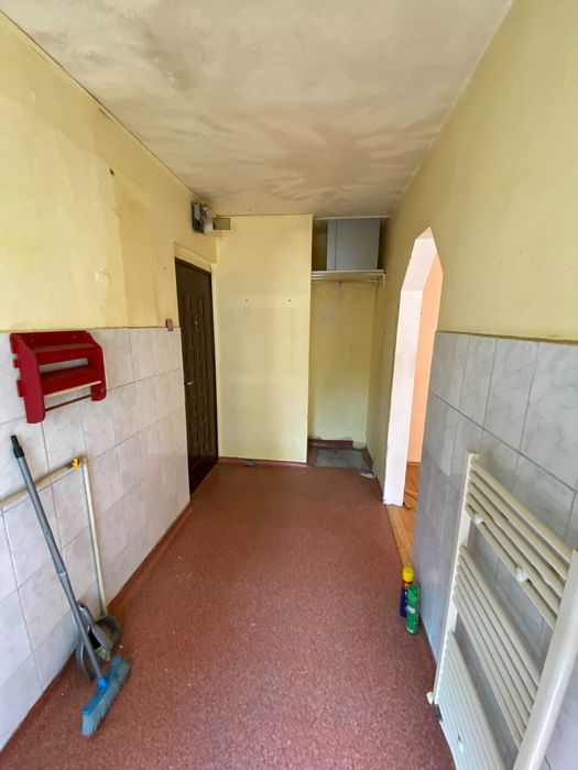Vand apartament  3 camere