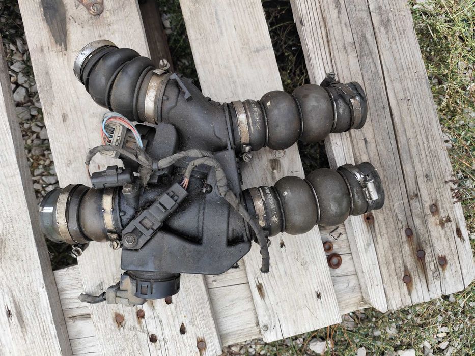 Дросел клапа Пежо/Ситроен 1.6HDI