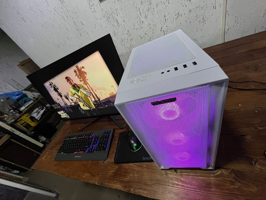 Unitate Pc Gaming i7 32 gb ddr4 ssd hdd video amd 8gb