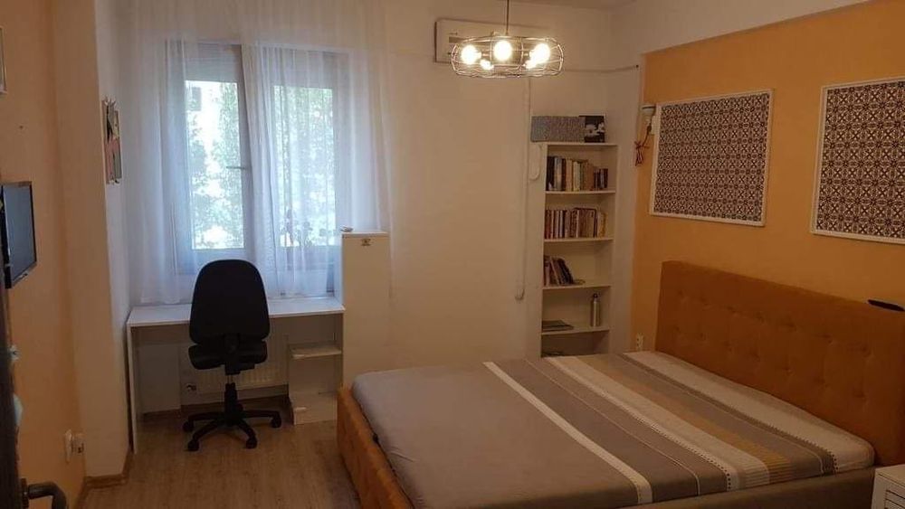 Inchiriez apartament 3 camere Cartier Latin