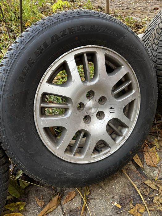 Продавам Зимни гуми и джанти за Субару