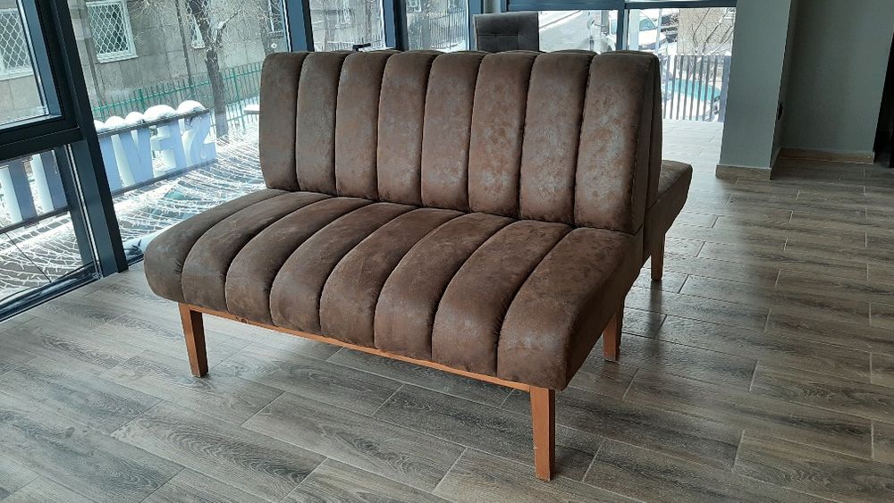 Диваны из антивандального кожзама 2 шт.