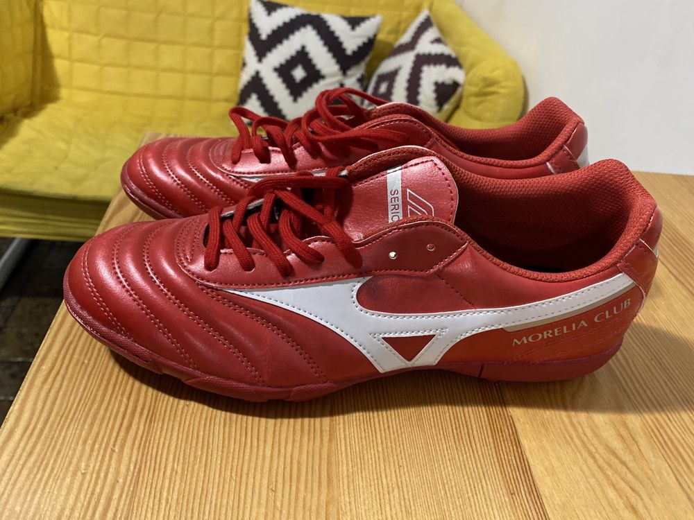 Adidasi ghete fotbal sintetic Mizuno Morelia 40,5