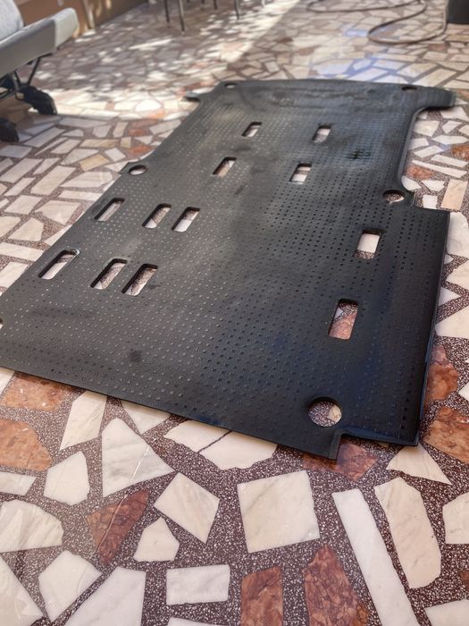 Mocheta interior podea Volkswagen T5 Modelu scurt din dezmebrari