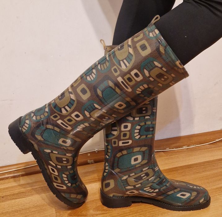 Cizme de cauciuc/silicon elegante, Italia, marimea 40