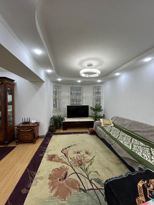 Сдам в аренду 2х этажный дом на долгий срок.Можно под коммерцию.и