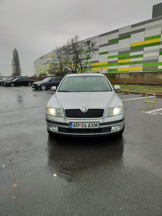 Vând Skoda Octavia 2