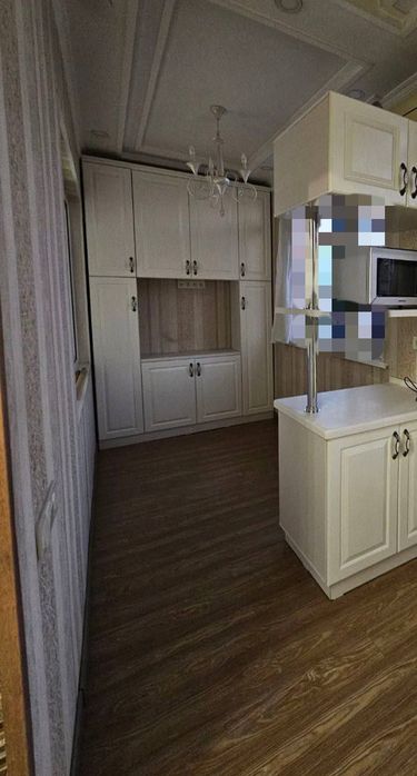 Юнусабад 15 5ком/4 этаж/5 этажный 90м²