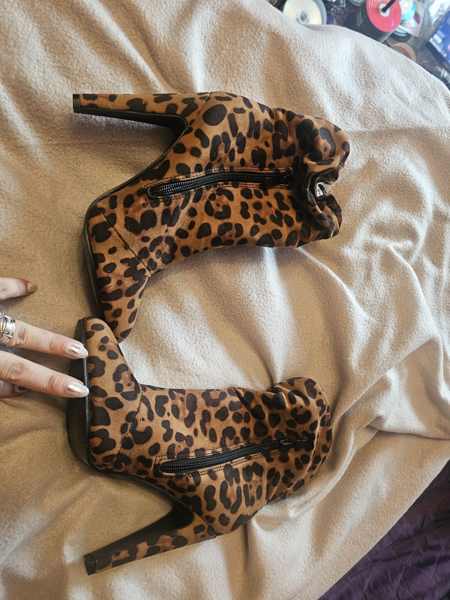 Cizme animal print marimea 37