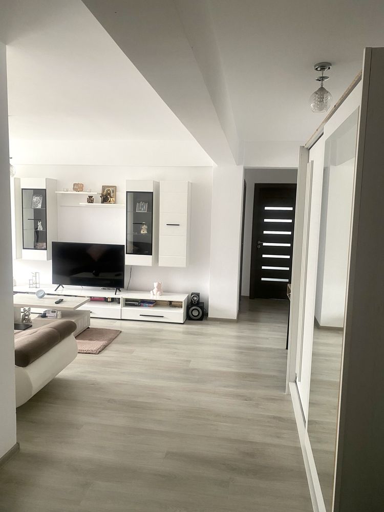 Se vinde apartament 61 m PROPRIETAR bloc nou gavana str Episcop Gr Leu