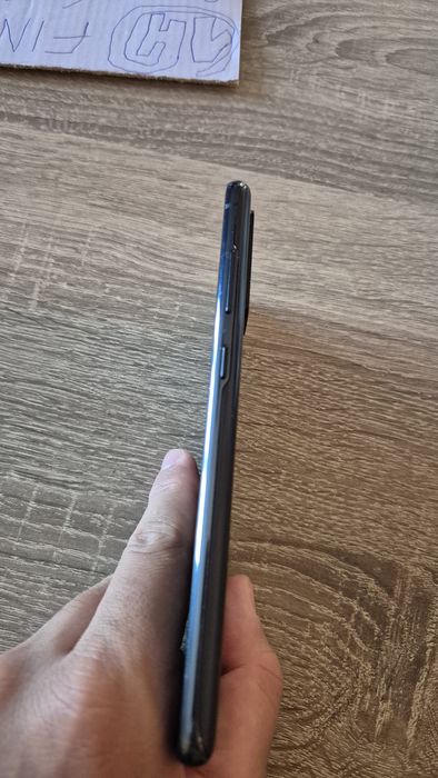 Samsung S20 FE telefon