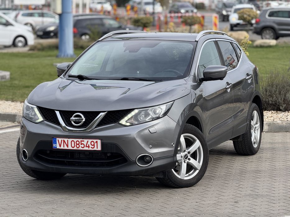 Nissan Qashqai 2018 1.6 Diesel Led/Panorama/Side/Lane/Distronic/Camere