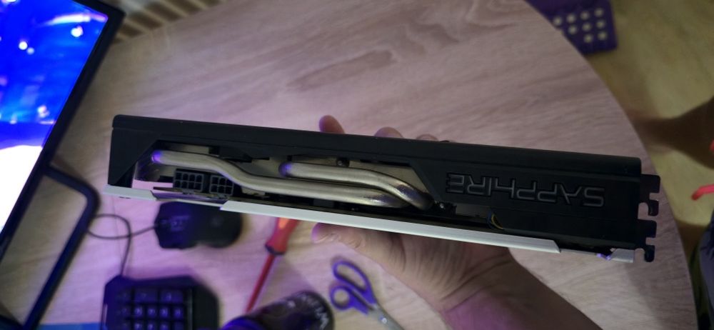 Placa video 8 gb -  rx 570