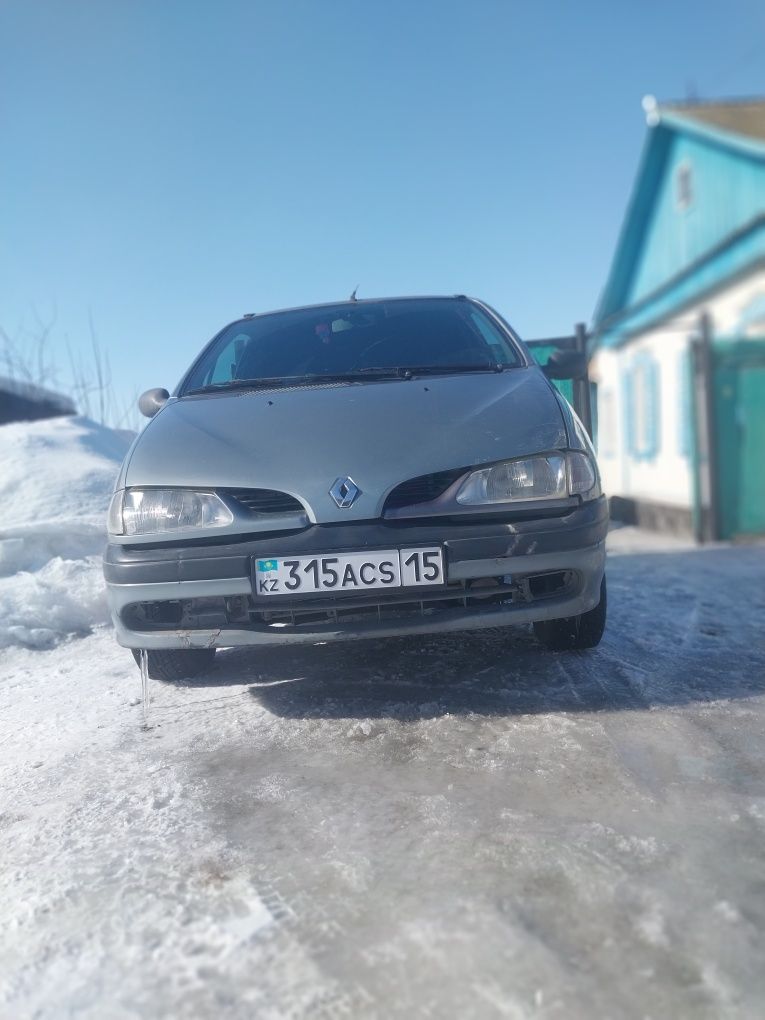 Продам срочно Renault scenik