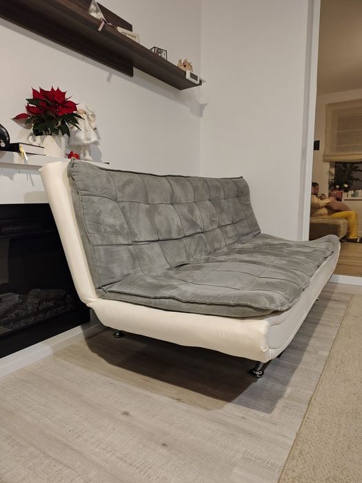 Canapea extensibila moemax