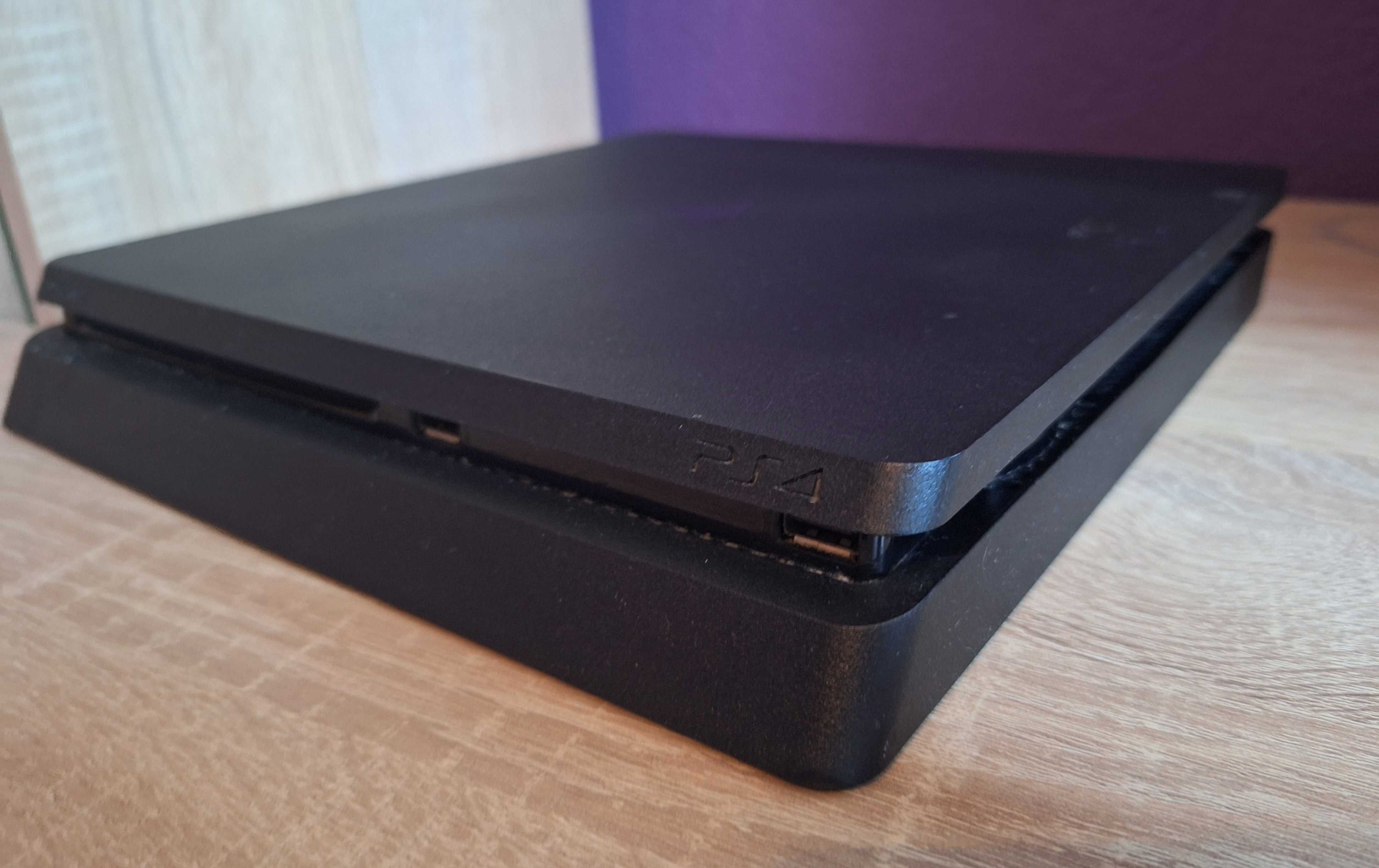 PlayStation 4 slim 1TB