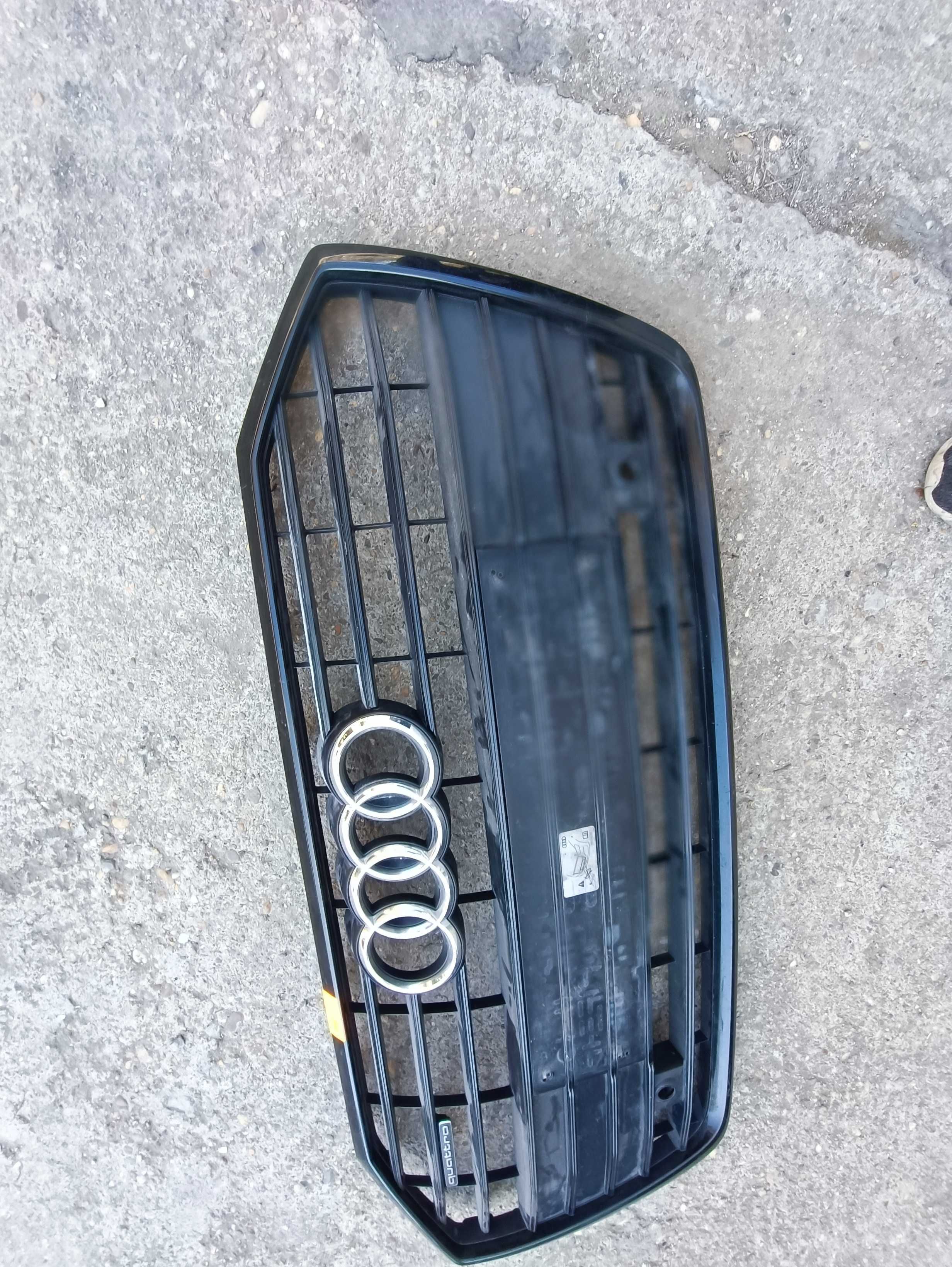 решетка (маска) предна броня Ауди Audi A6 C8 2019-23