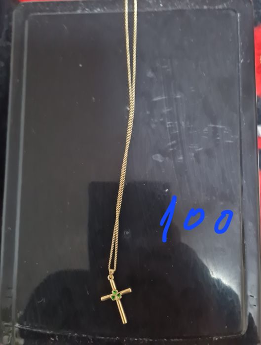 Vând lănțișor  cercei  set.   Aur placat de 18 kt