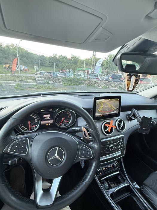Mercedes Cla 2016 Panoramic