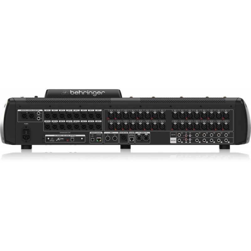 Дигитален пулт Behringer X32