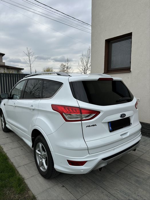 Ford Kuga Titanium 2.0 Diesel 180 cp