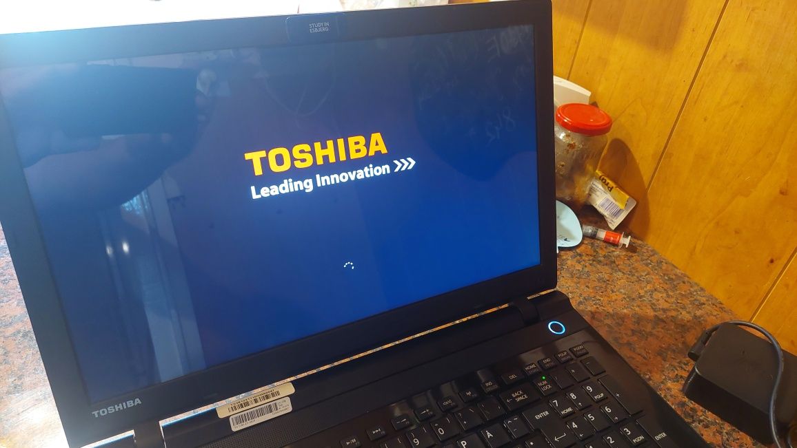 Toshiba Satellite L50 d- c laptop