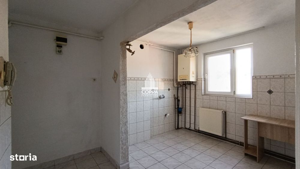 Apartament de vânzare - 2 camere - Vasile Lucaciu