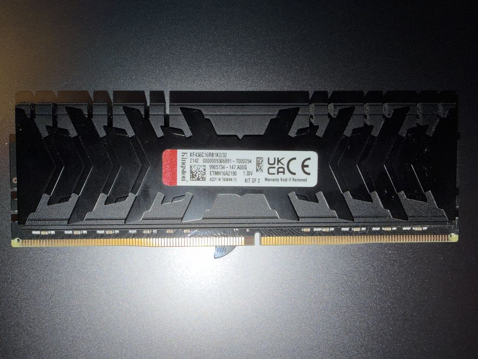 Vand memorie Kingston 16GB, DDR4, 3600MHz, CL16