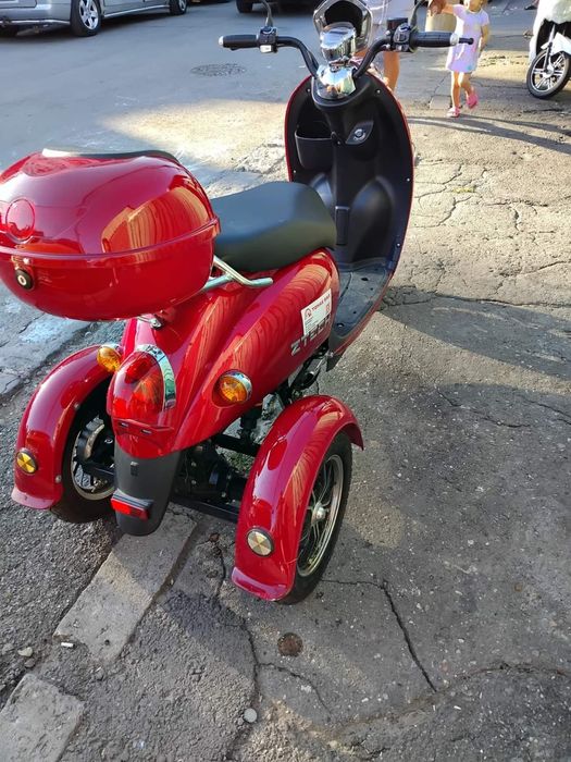 Vand trotinetă electrică 2 locuri