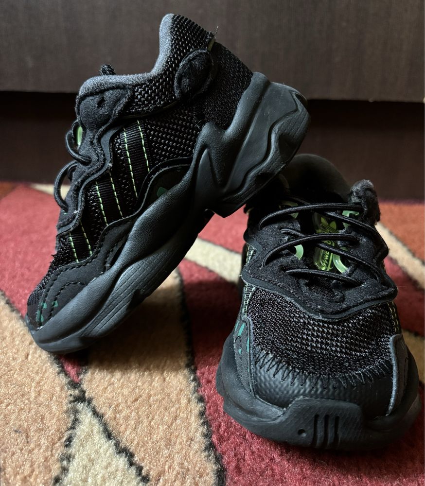 Adidas Ozweego, 21 номер