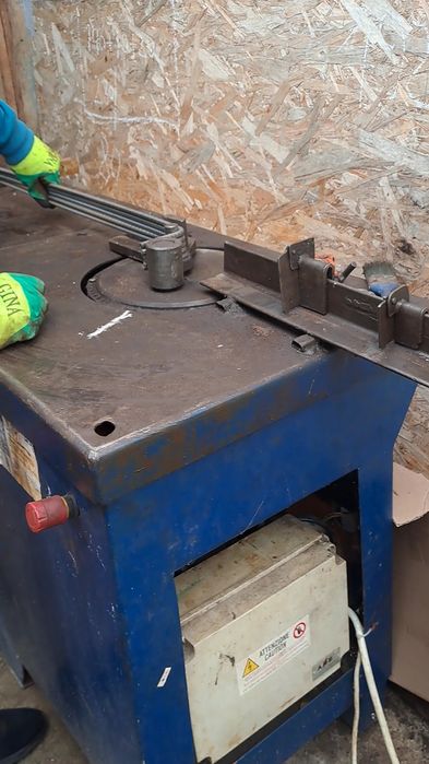 Etrieri si stalpi pentru casa gata legati!
Etrieri 20/20 2.7 lei bucat