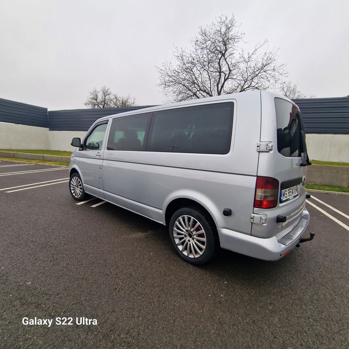 Volkswagen T5 Caravelle 2012