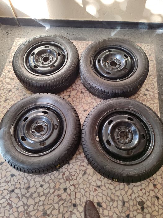 Метални джанти - 4 бр., комплект със зимни гуми