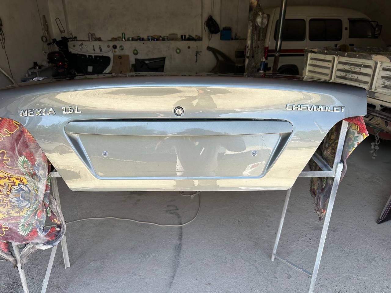 Nexia1.6 radnoy orqa kapot