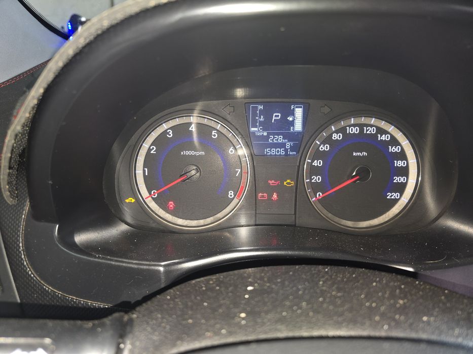 продам хундай акцент 2014