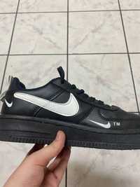 Nike aiforce tm black