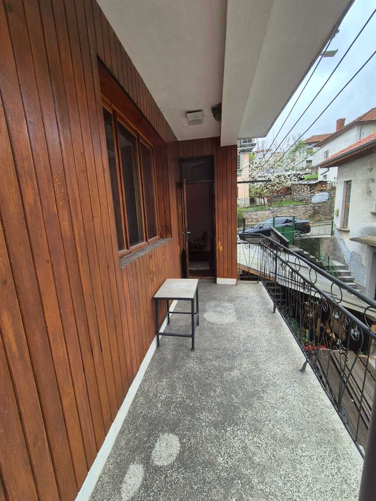 Продава се Етаж от къща в Тетевен - 94 кв.м за 407 €/кв.м - Снимка #13