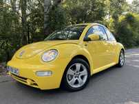 Vând VW beetle Yellow