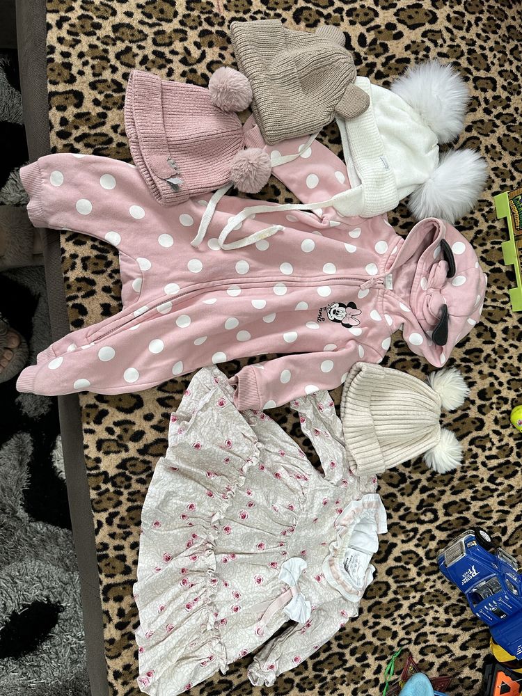 Geaca copii 3-6 luni si compleu rochite caciula bebe