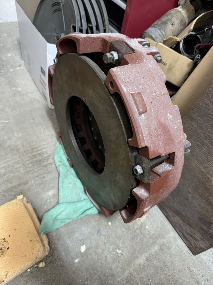 Ambreiaj Tractor 1010,1033 Nou